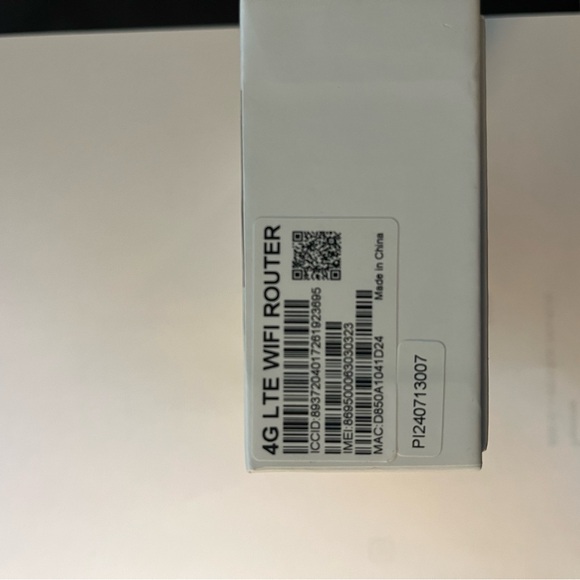 Black Portable Wi-Fi Router - Picture 6 of 7